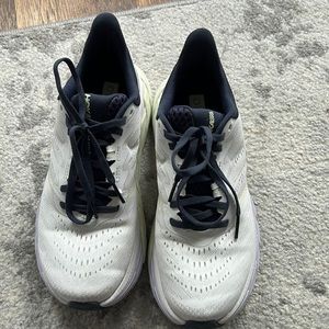 Hoka Arahi 5, womens US6.5